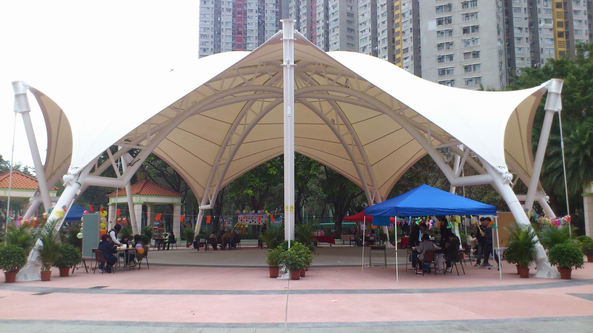 展覽中心膜結構